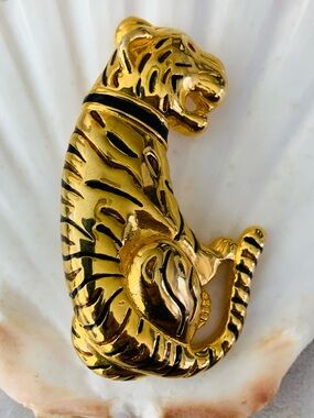 Gold Plated Tiger Vintage Brooch with Black Enamel Stripes